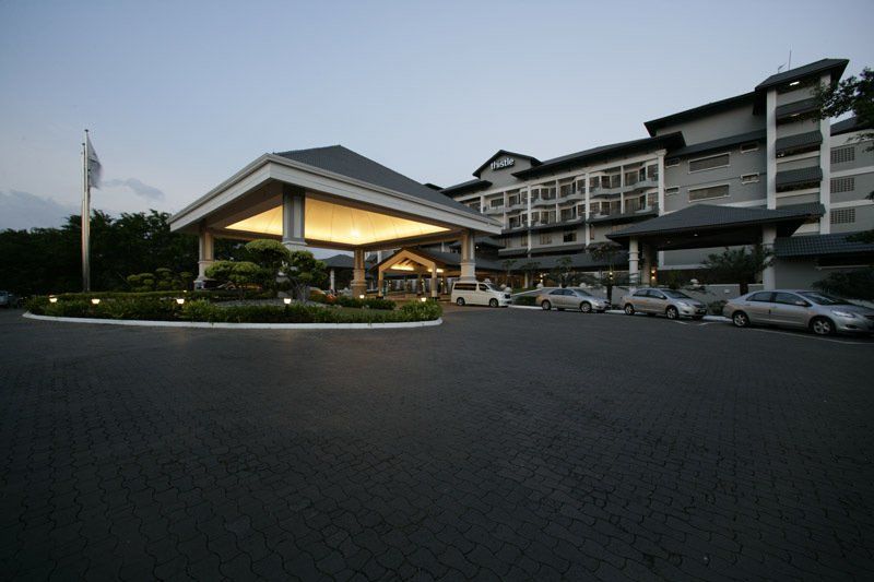 Thistle Port Dickson Resort Buitenkant foto The Manor at Camp Aguinaldo